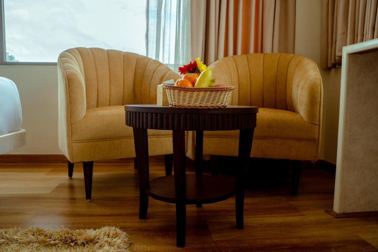 קטמנדו Hotel Black Diamond - Transit Point Inside Hotel מראה חיצוני תמונה
