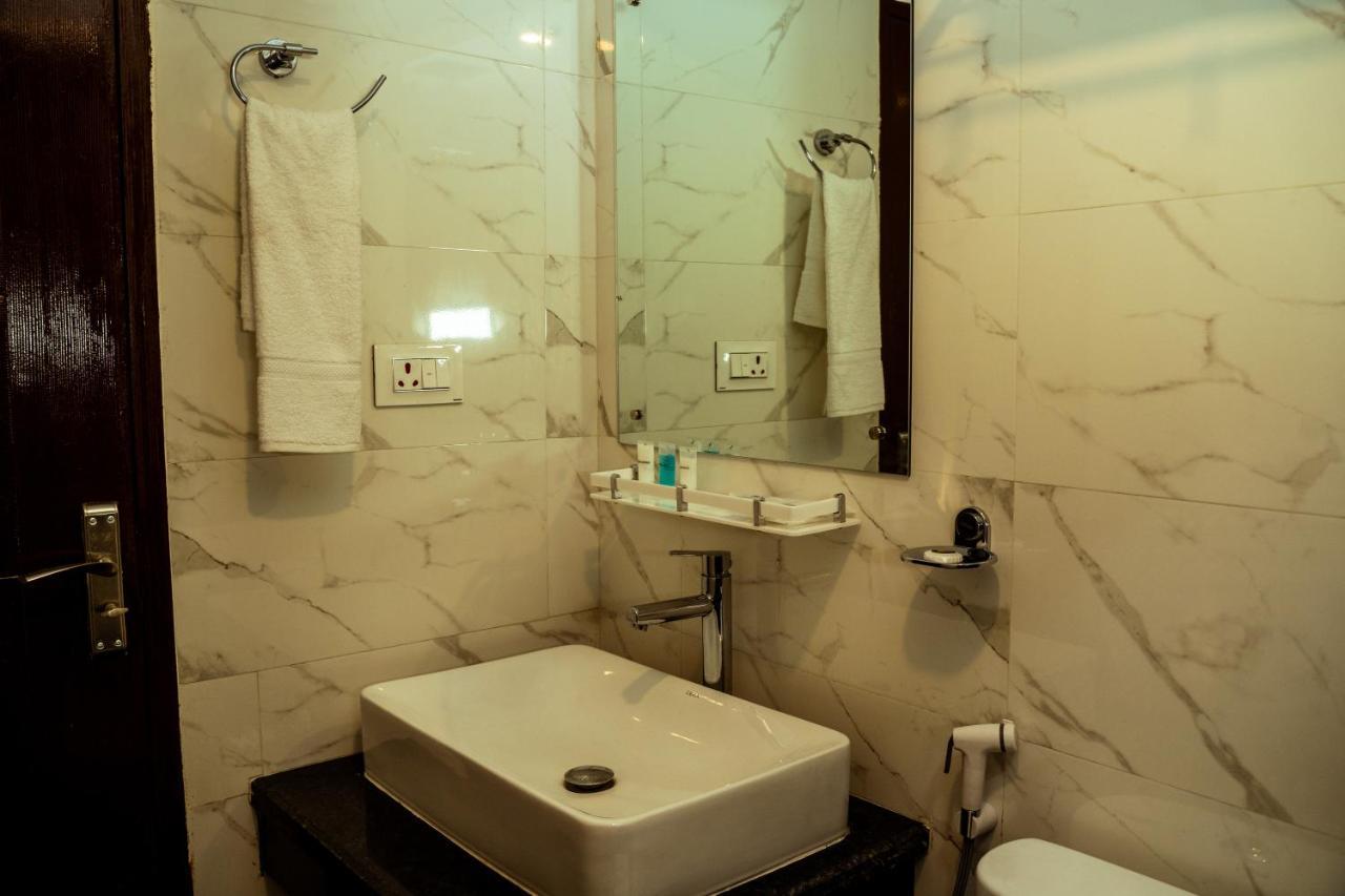 קטמנדו Hotel Black Diamond - Transit Point Inside Hotel מראה חיצוני תמונה