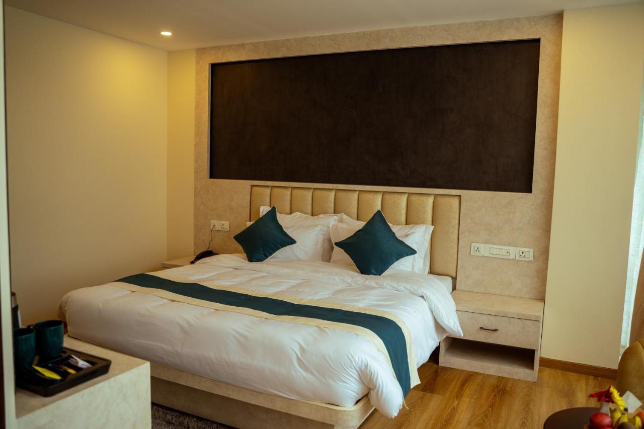קטמנדו Hotel Black Diamond - Transit Point Inside Hotel מראה חיצוני תמונה