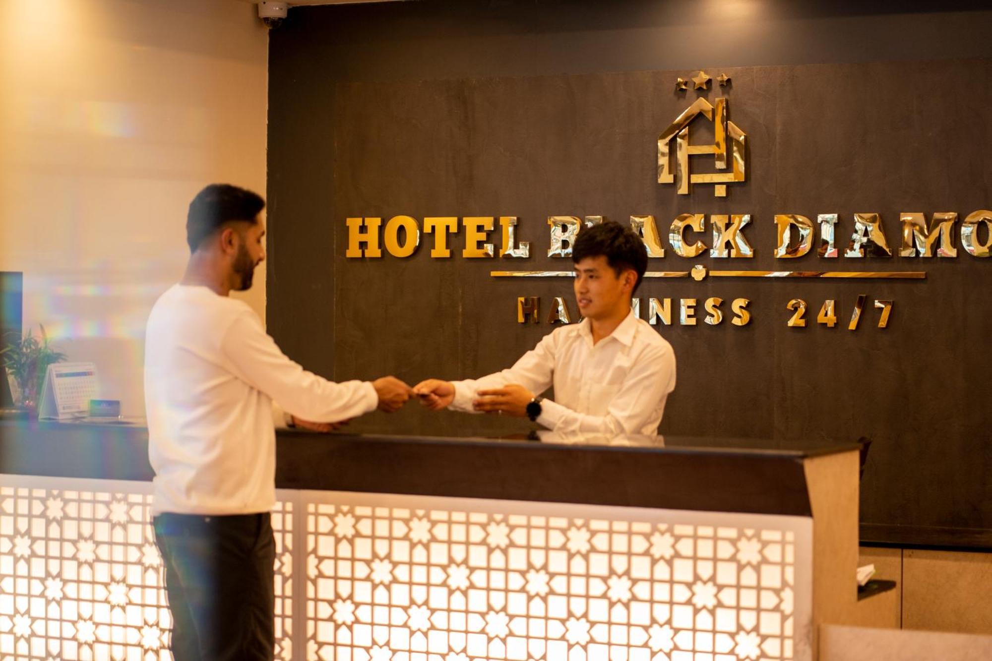 קטמנדו Hotel Black Diamond - Transit Point Inside Hotel מראה חיצוני תמונה